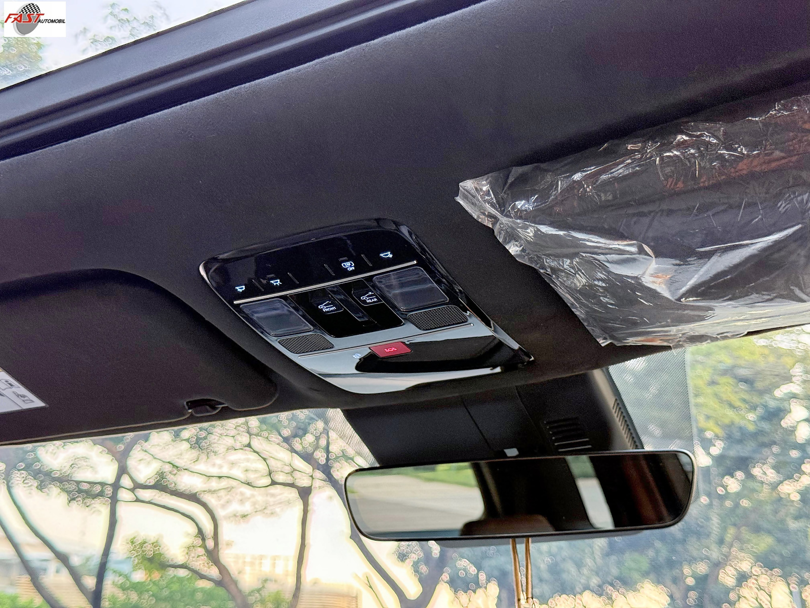 29 HYUNDAI SANTA FE 1.6 HYBRID CALLIGRAPHY 2024 KM.21RB HITAM B 1985 WCS