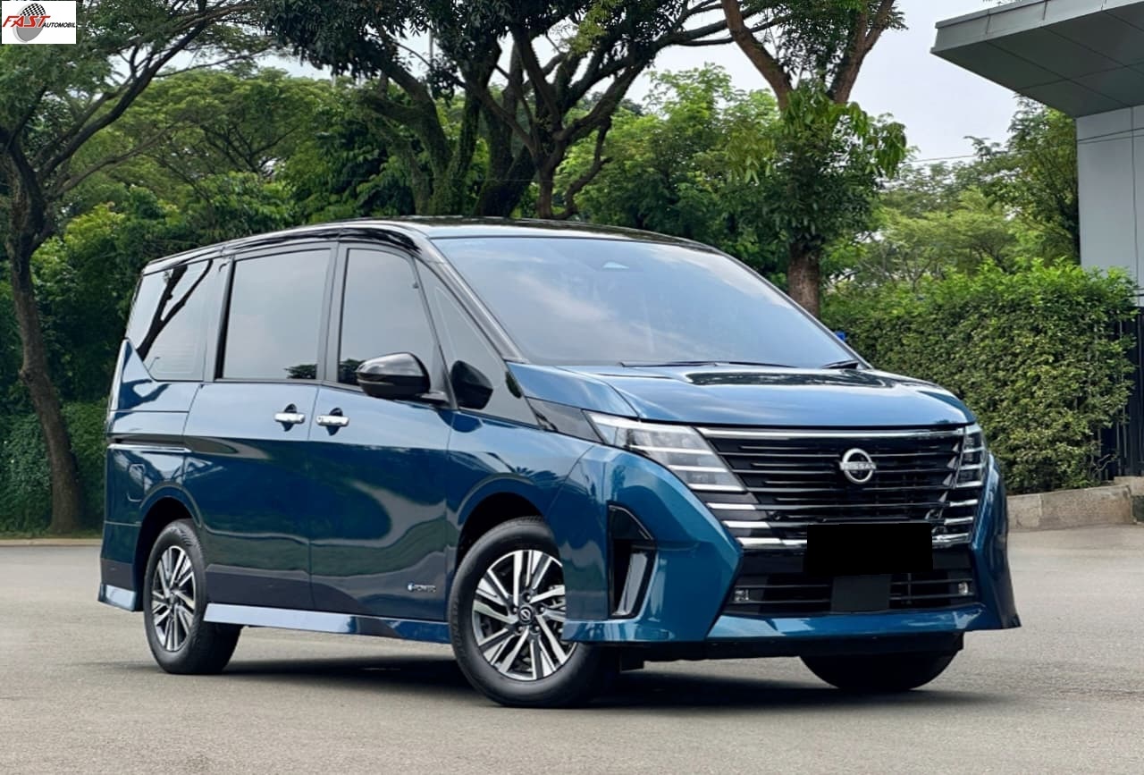 3 NISSAN SERENA HWS E-POWER 2025 1.4 TWO TONE AT KM.2RB BIRU F 1839 FCB
