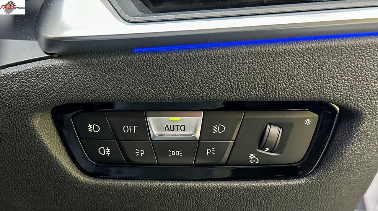 34 BMW 320i 2021 PUTIH B 1945 VO