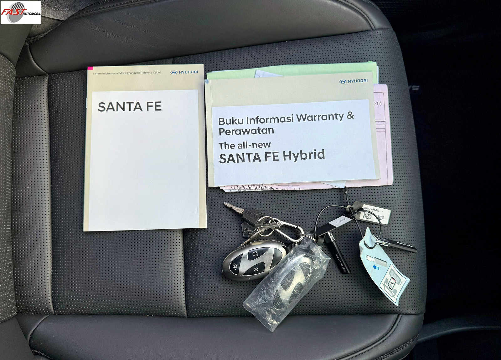37 HYUNDAI SANTA FE 1.6 HYBRID CALLIGRAPHY 2024 KM.21RB HITAM B 1985 WCS