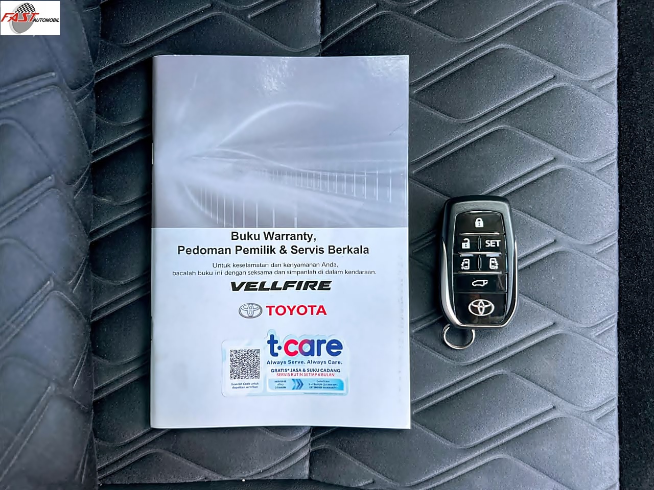 37 TOYOTA VELLFIRE ZG PREMSOUND 2015 KM.78RB GREY B 2450 STQ