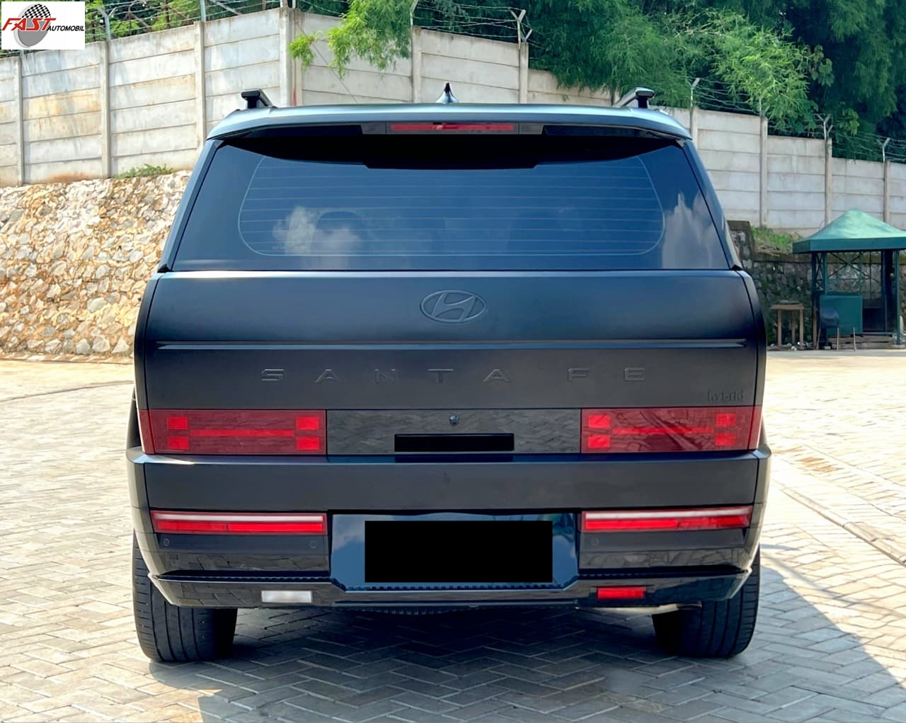 9 HYUNDAI SANTA FE HYBRID CALLIGRAPHY 2024 KM.21RB HITAM B 1985 WCS