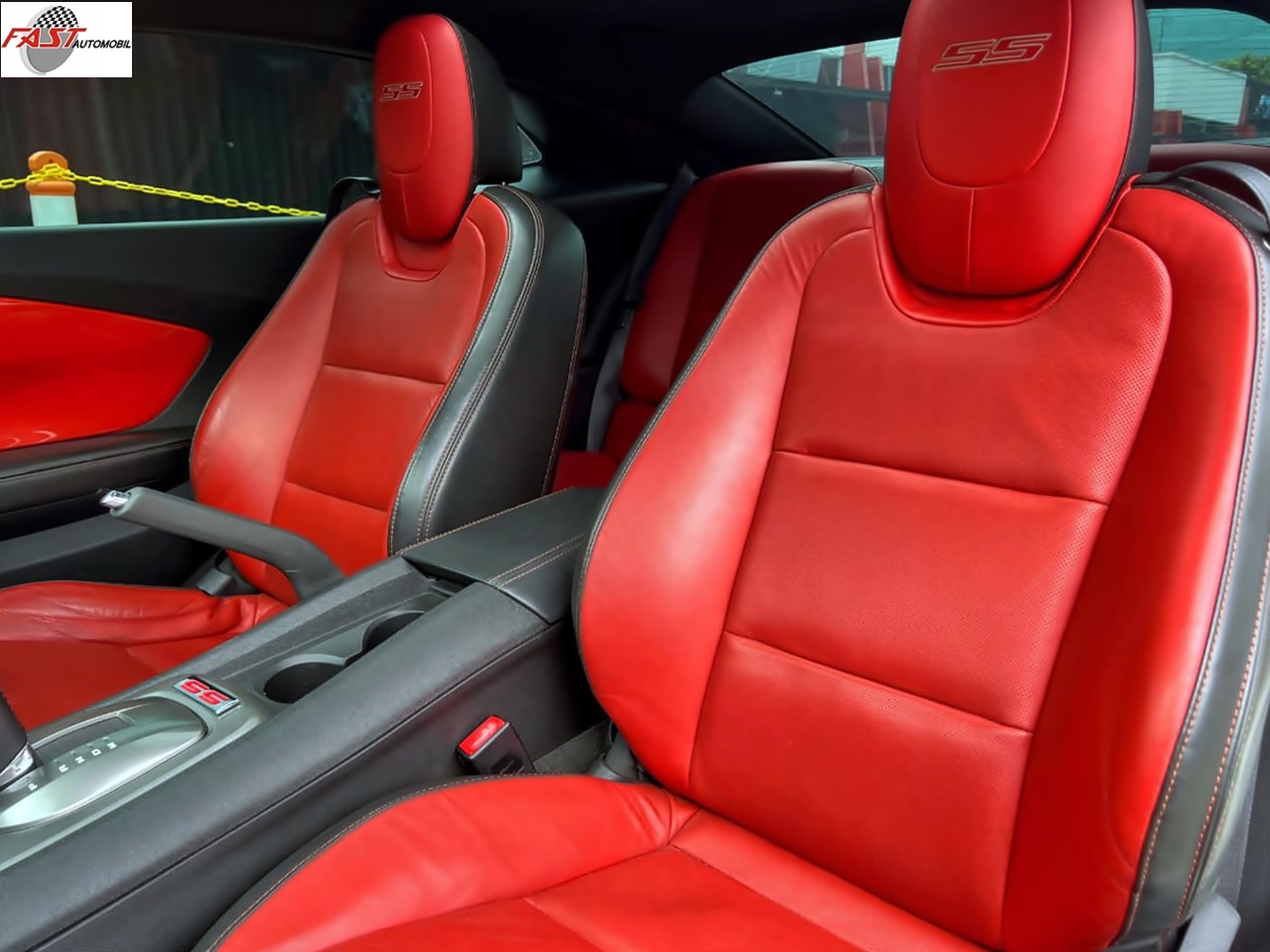 CHEVROLET CAMARO PUTIH B 87 GNN 14