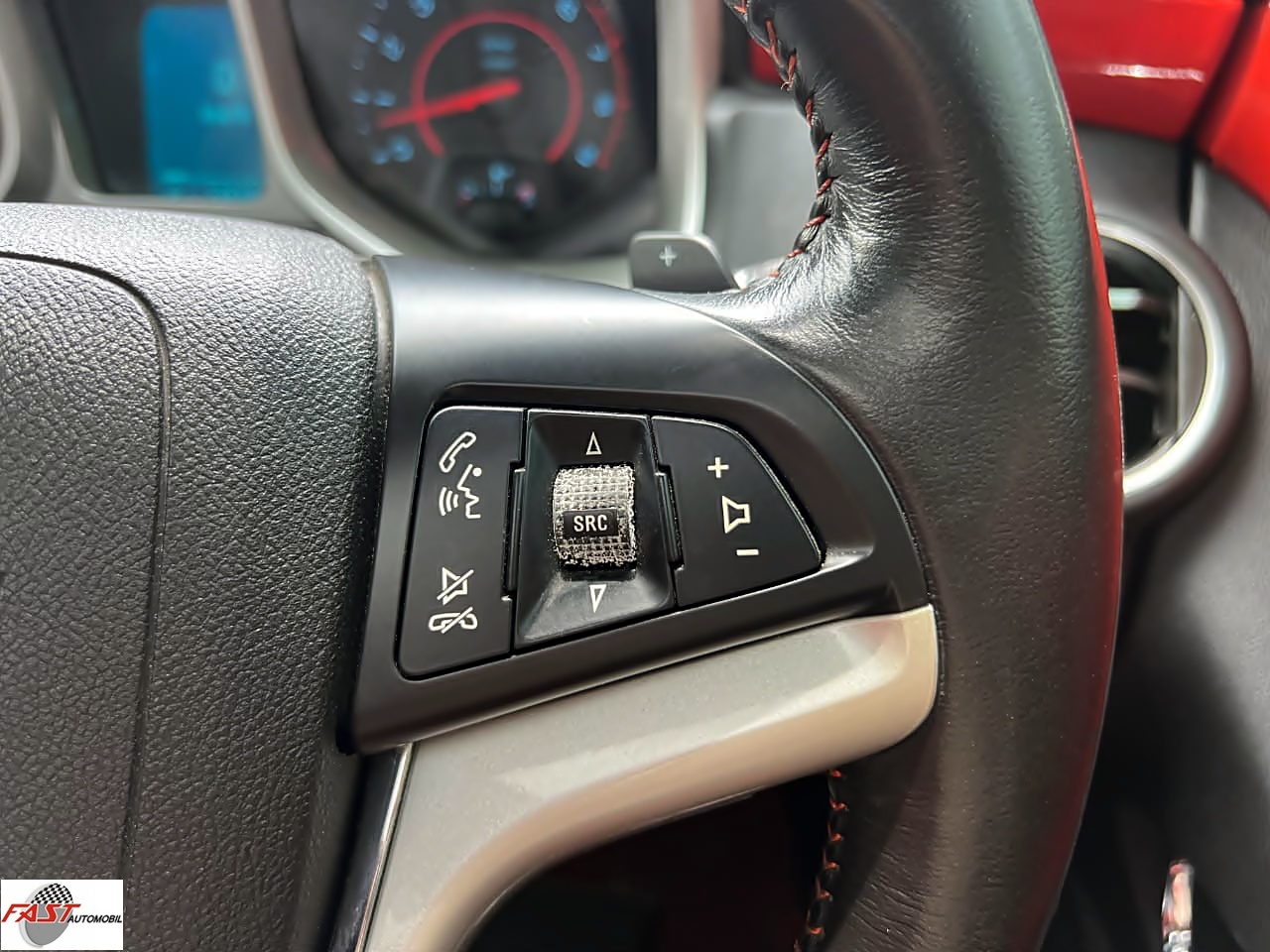 CHEVROLET CAMARO PUTIH B 87 GNN 20