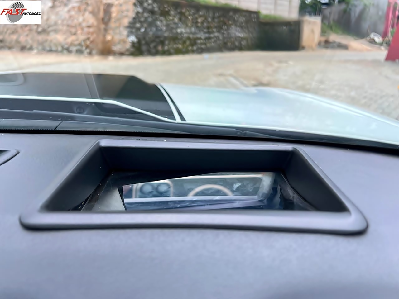 CHEVROLET CAMARO PUTIH B 87 GNN 27