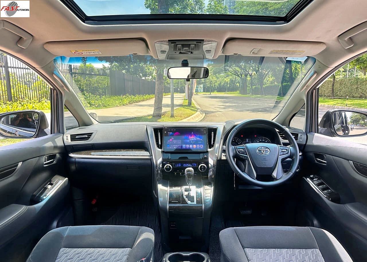 TOYOTA VELLFIRE Z 2015 HITAM KM 86RB L 1608 AAH 17