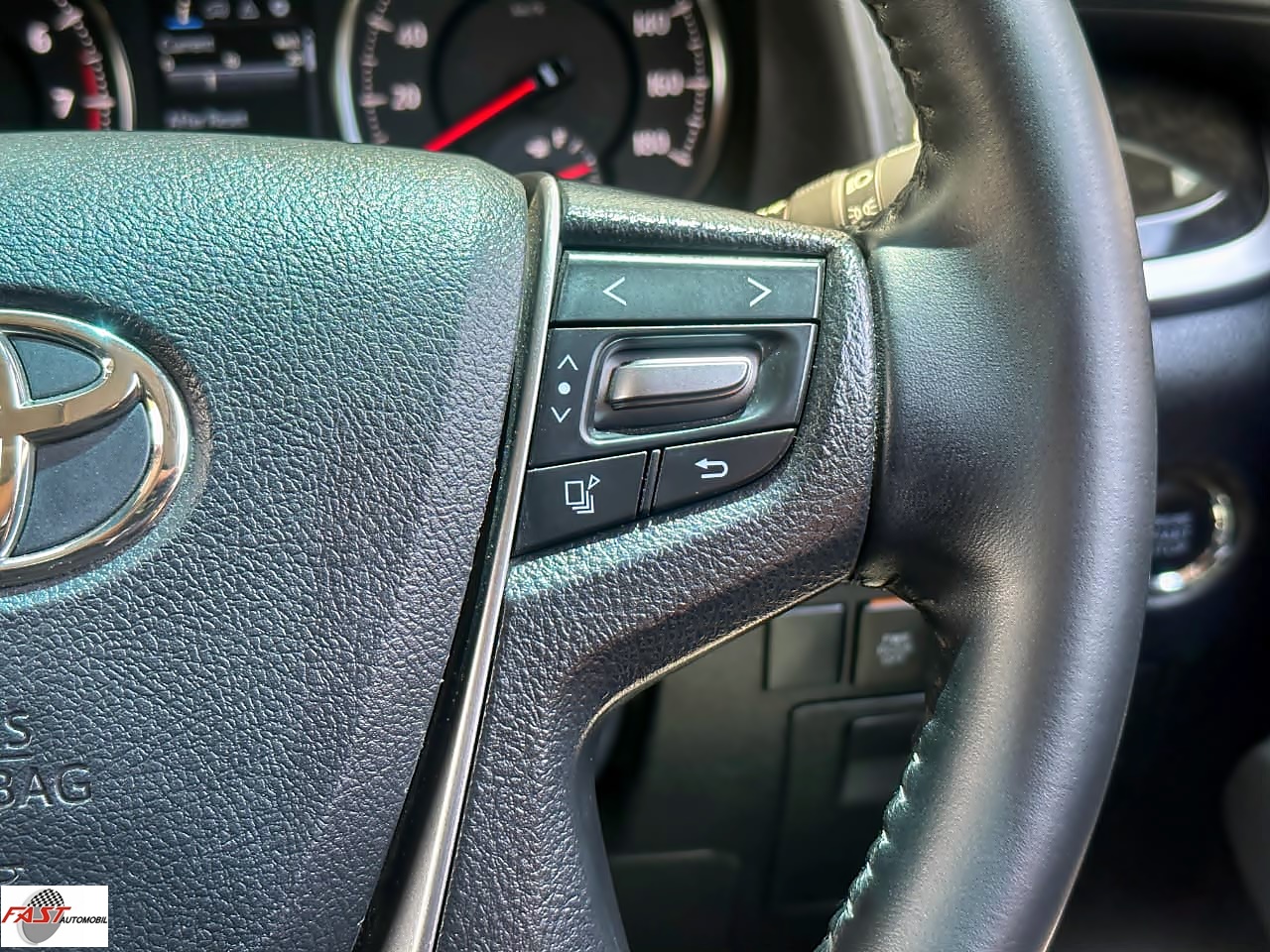 TOYOTA VELLFIRE Z 2015 HITAM KM 86RB L 1608 AAH 21