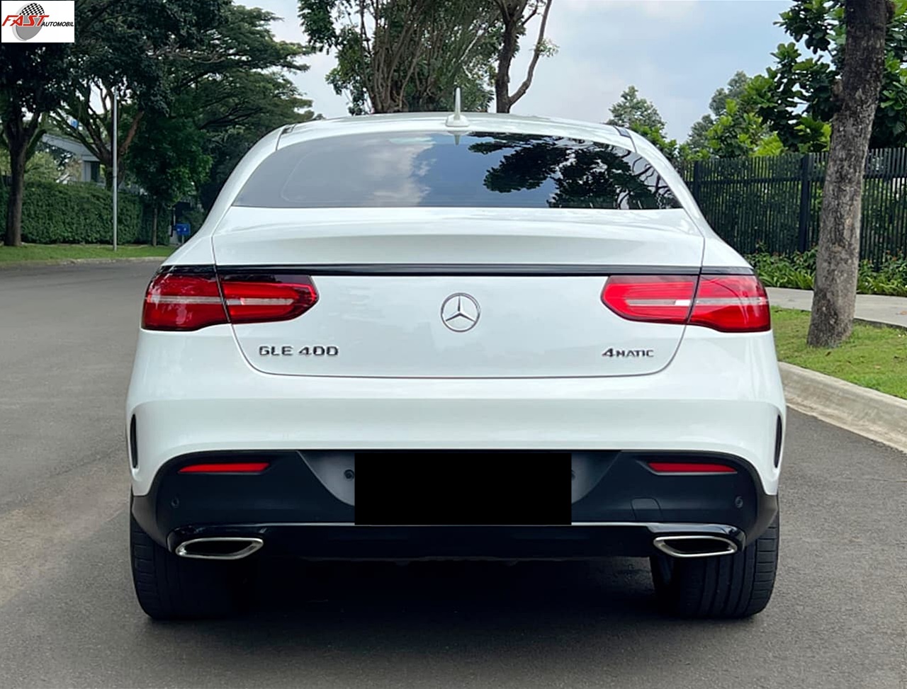 13 MERCEDES BENZ GLE 400 AMG COUPE 2016 PUTIH M 168