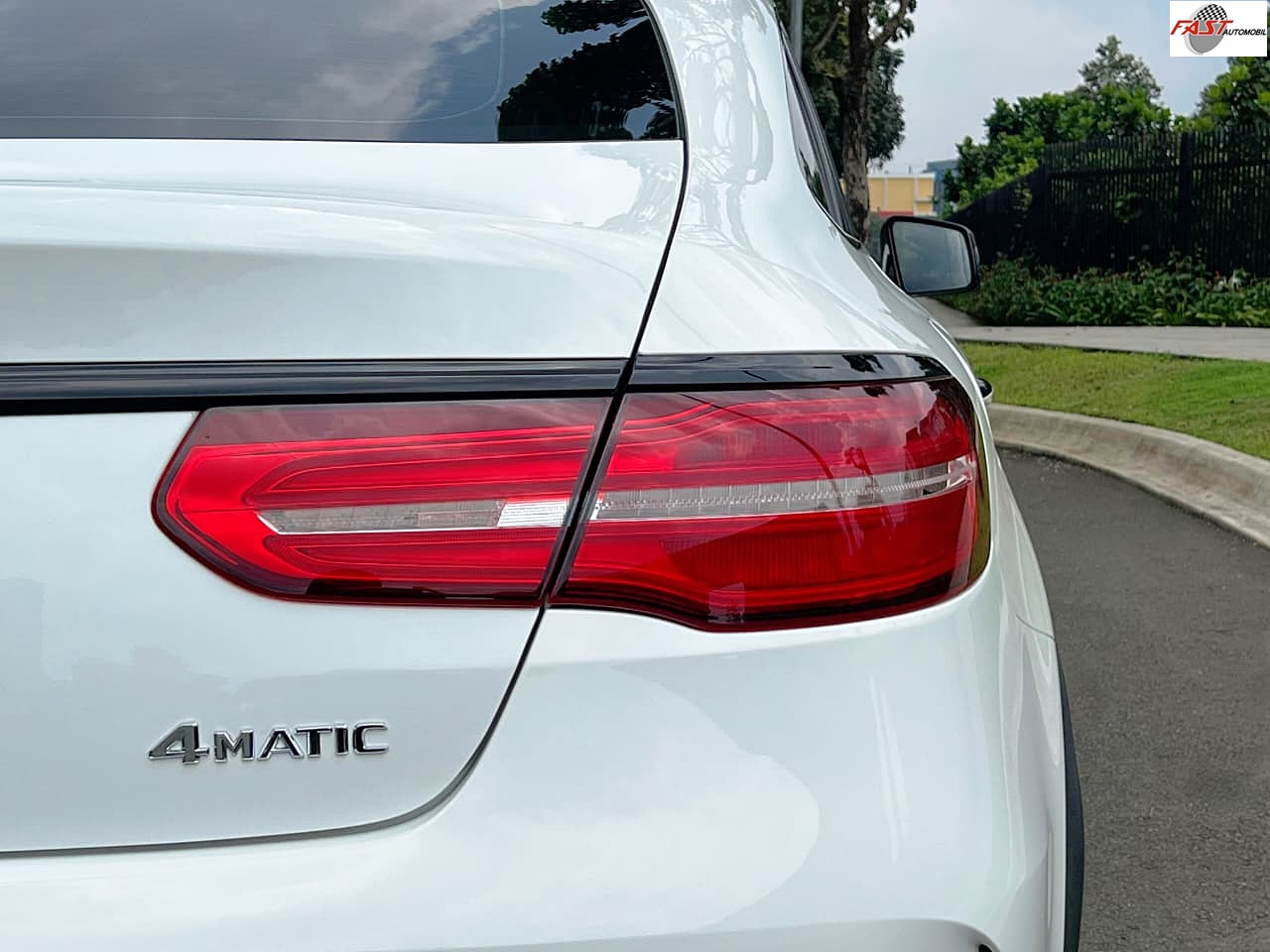 16 MERCEDES BENZ GLE 400 AMG COUPE 2016 PUTIH M 168