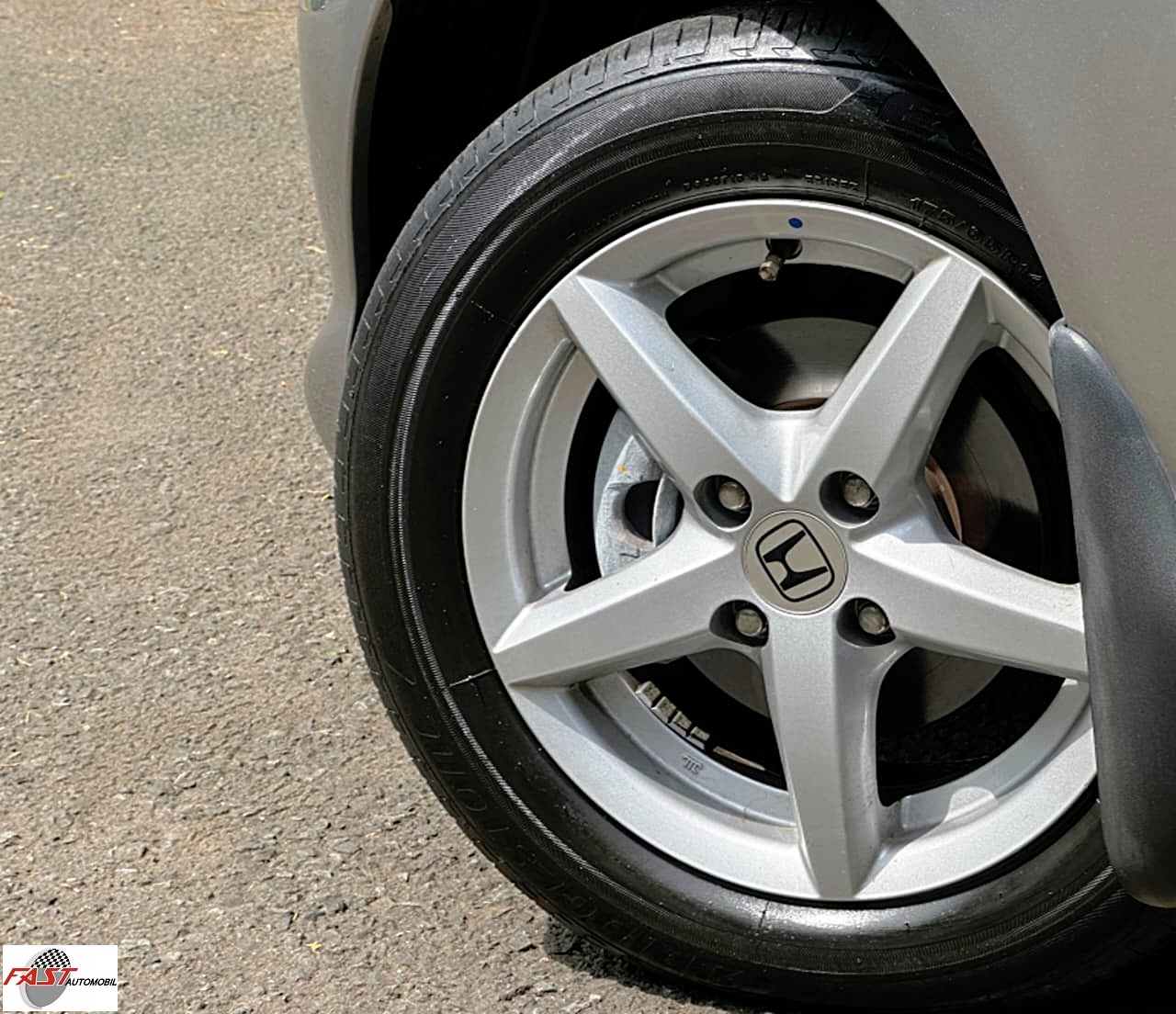 17 HONDA JAZZ 2006 1.5 IDSI FACELIFT MT 2006 SILVER B 2697 EVJ