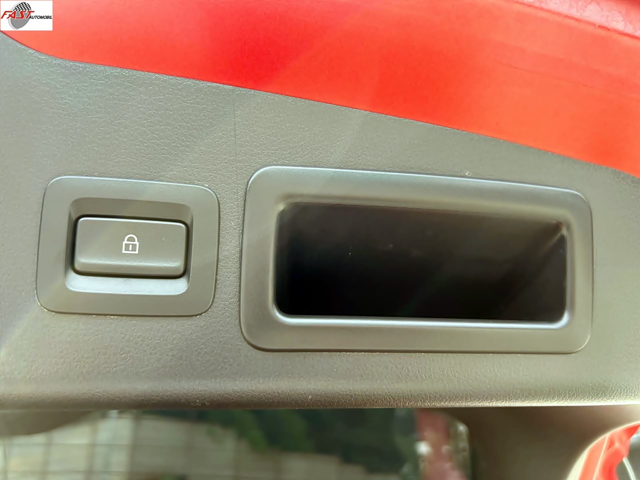 17 MAZDA 3 2020 HATCHBACK SUNROOF LOW KM.28RB MERAH B 1944 WZX