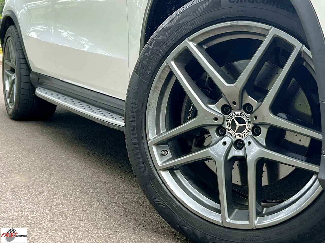 17 MERCEDES BENZ GLE 400 AMG COUPE 2016 PUTIH M 168