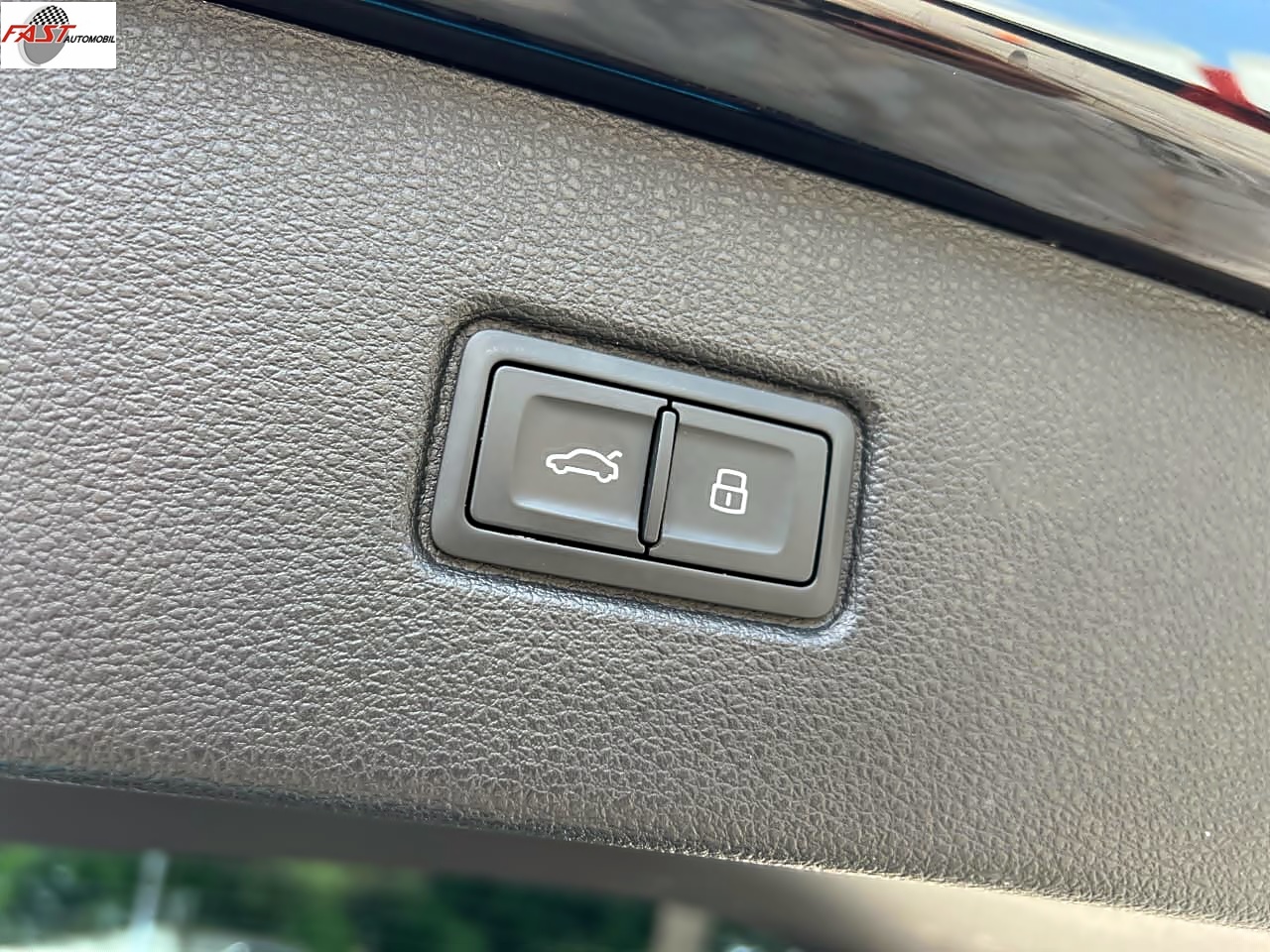 18 AUDI Q7 QUATTRO SLINE 3.0 TFSi FACELIFT 2023 2022 HITAM B 2612 BBS