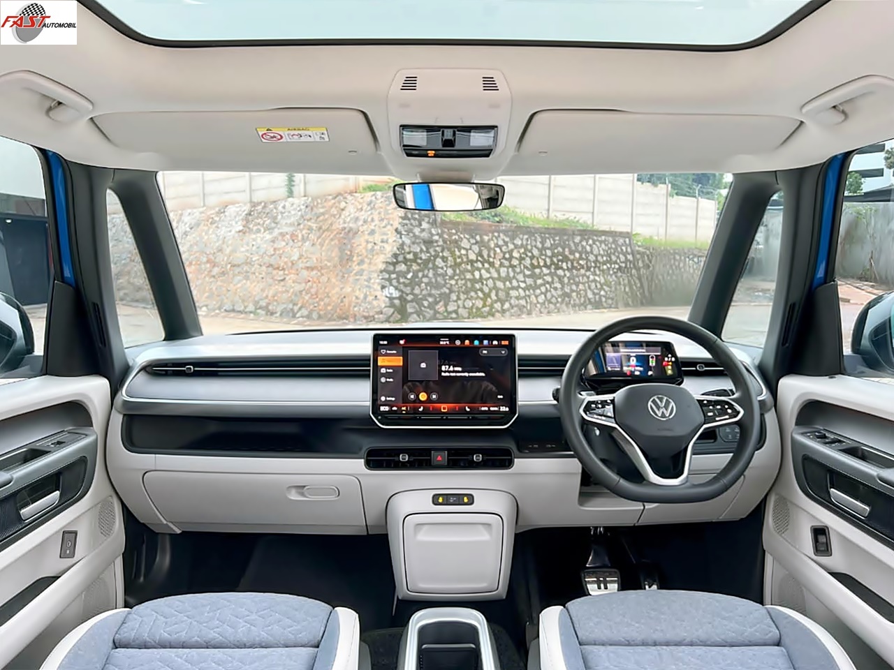 22 VOLKSWAGEN ID BUZZ LWB 20252026 KM.968 PERAK B 8 LUE