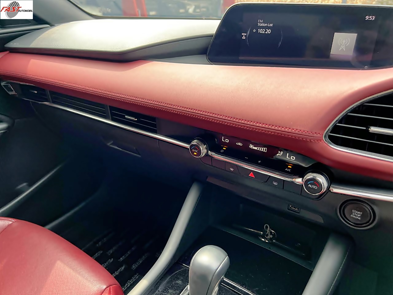 25 MAZDA 3 2020 HATCHBACK SUNROOF LOW KM.28RB MERAH B 1944 WZX