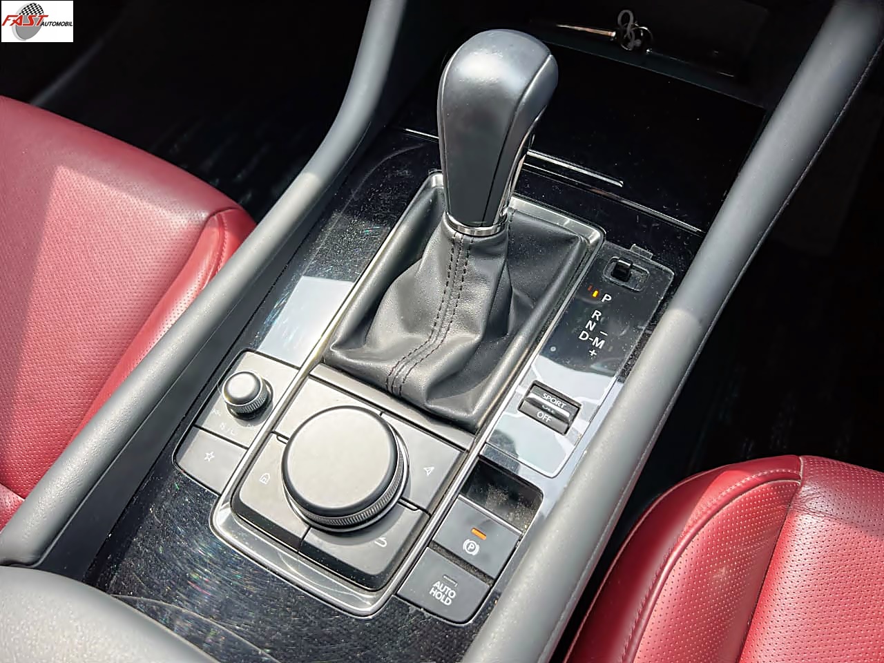 27 MAZDA 3 2020 HATCHBACK SUNROOF LOW KM.28RB MERAH B 1944 WZX