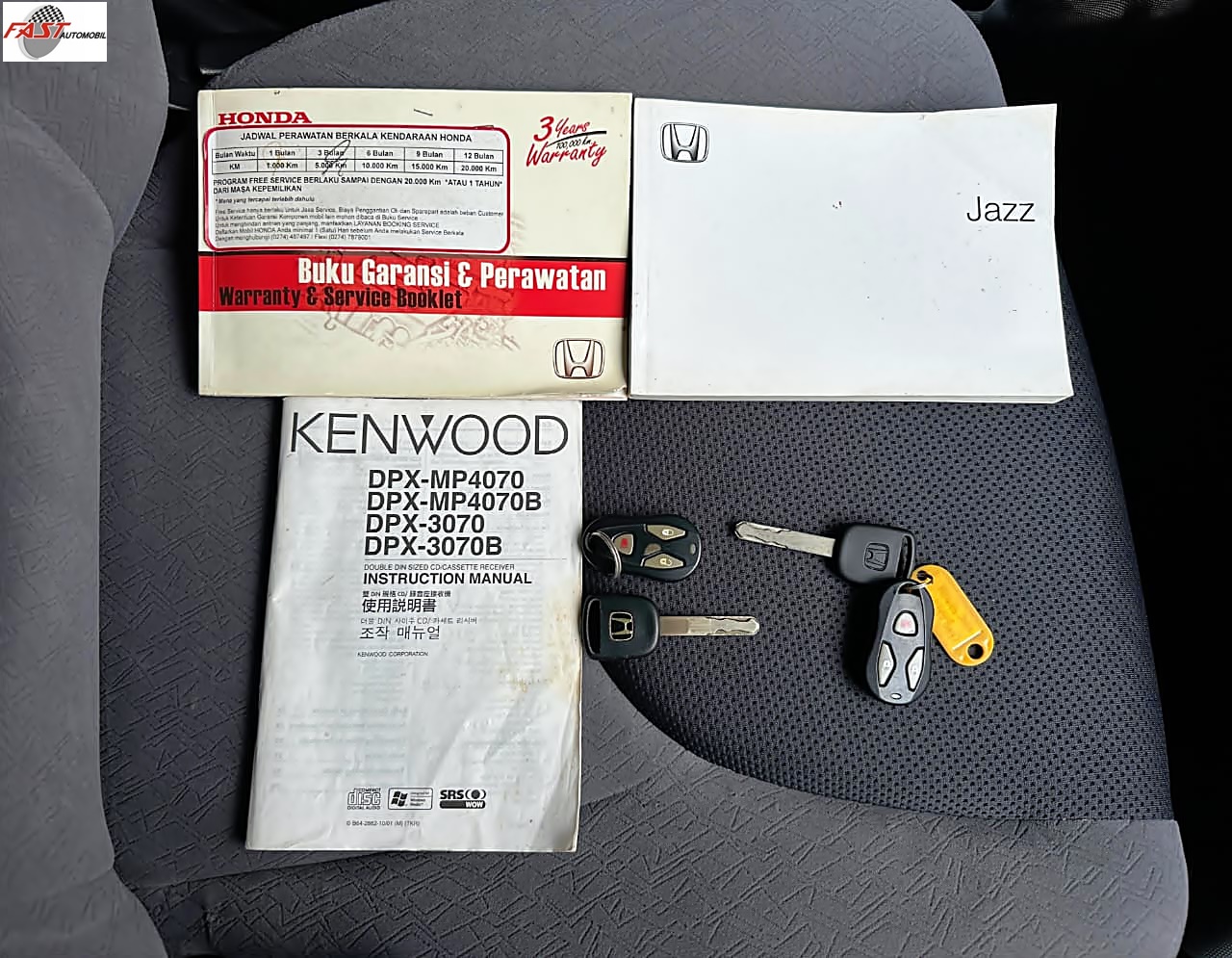 28 HONDA JAZZ 2006 1.5 IDSI FACELIFT MT 2006 SILVER B 2697 EVJ