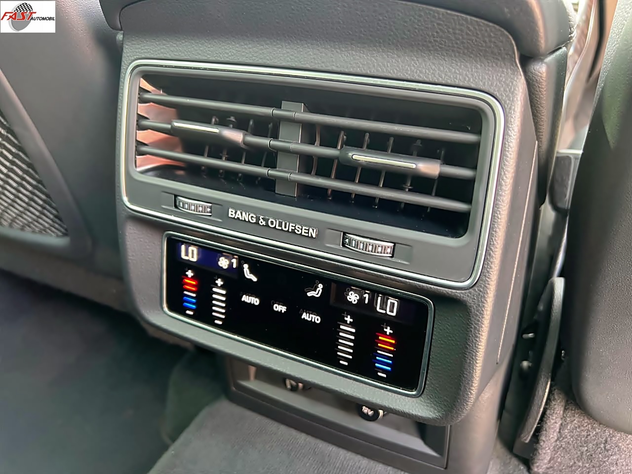 30 AUDI Q7 QUATTRO SLINE 3.0 TFSi FACELIFT 2023 2022 HITAM B 2612 BBS