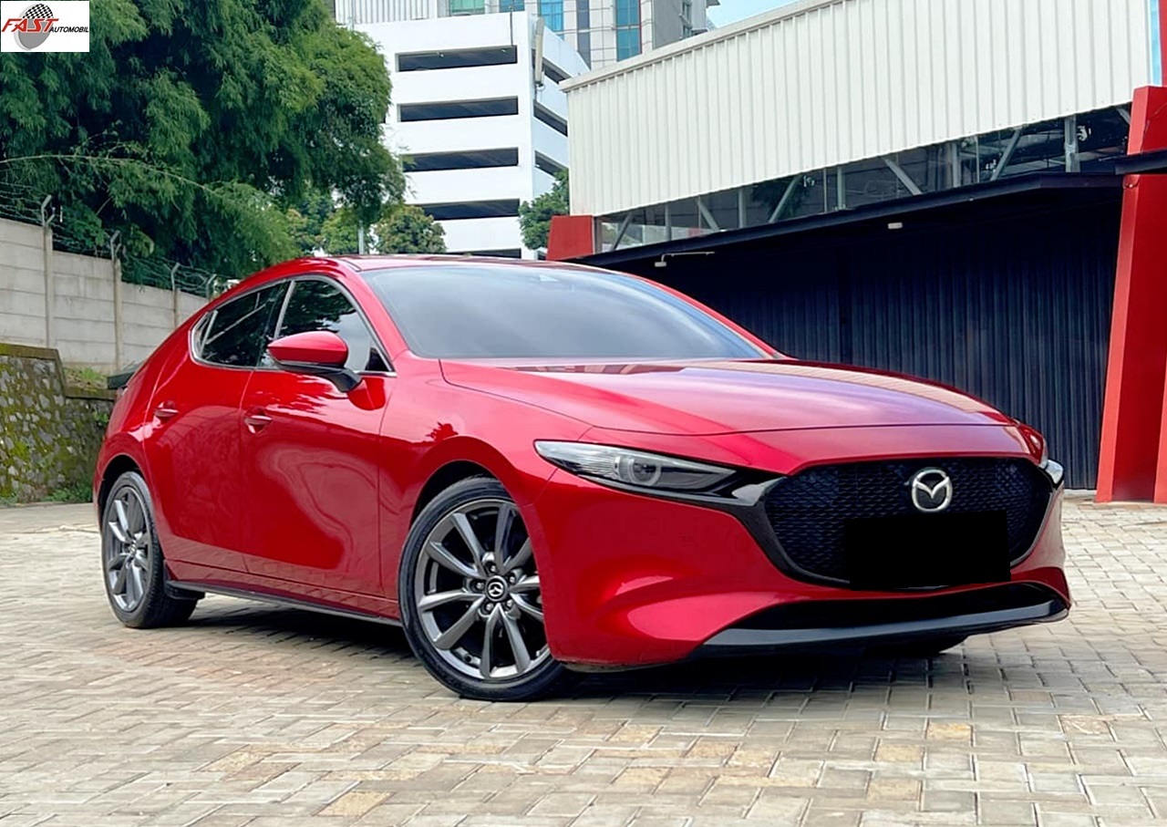 5 MAZDA 3 2020 HATCHBACK SUNROOF LOW KM.28RB MERAH B 1944 WZX