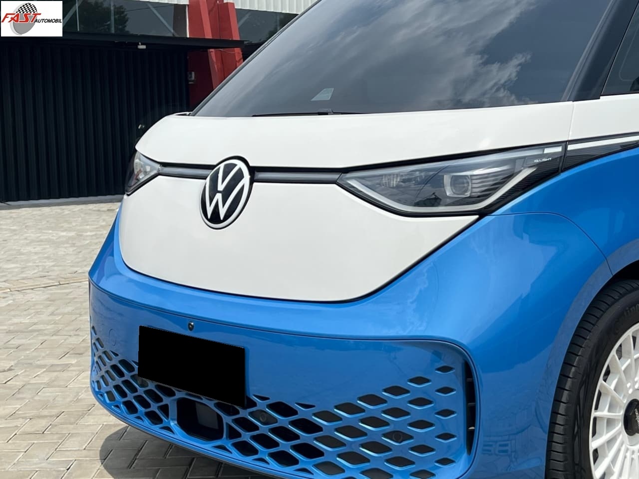 8 VOLKSWAGEN ID BUZZ LWB 20252026 KM.968 PERAK B 8 LUE