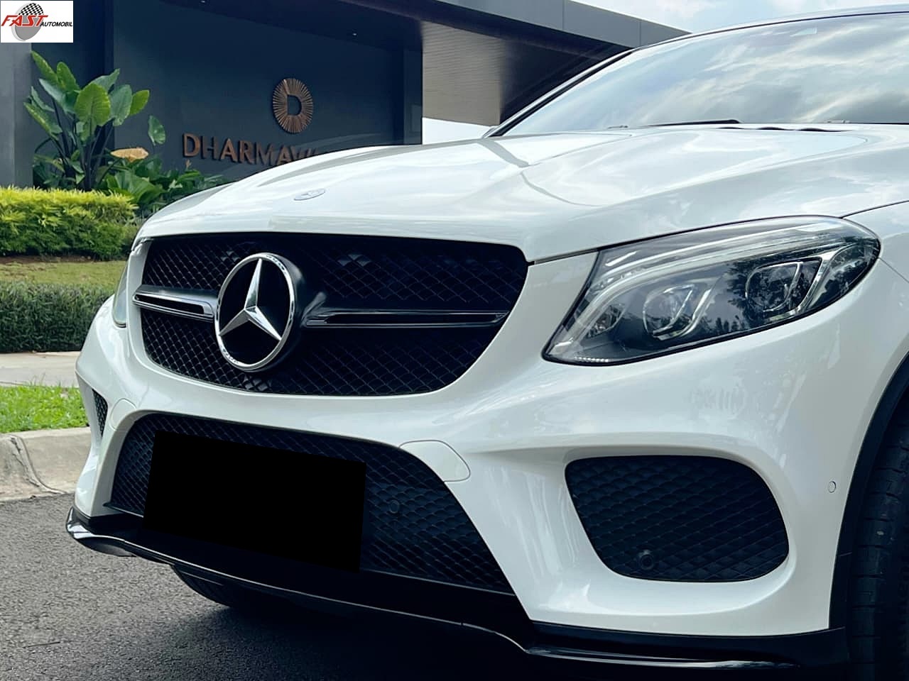 9 MERCEDES BENZ GLE 400 AMG COUPE 2016 PUTIH M 168